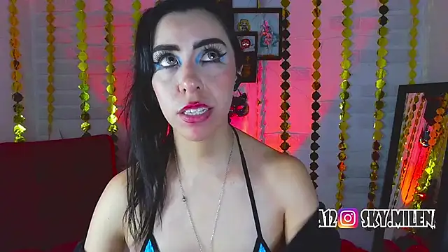 sky girl1 online show from February 28, 2025, 3:48 am