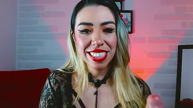 sky girl1 online show from October 22, 2025, 1:39 am