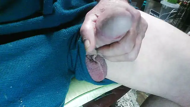 russtee online show from March 4, 2026, 7:31 pm