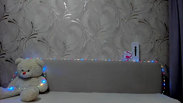 Snapshot of Malika_Lisan chatting on February 27, 2025, 1:27 am Malika Lisan online show from February 27, 2025, 1:27 am