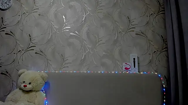 Snapshot of Malika_Lisan chatting on March 2, 2025, 12:53 am Malika Lisan online show from March 2, 2025, 12:53 am