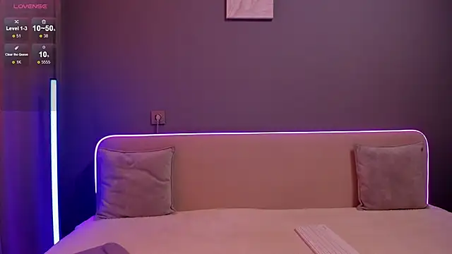 Snapshot of Malika_Lisan chatting on October 22, 2025, 2:45 am Malika Lisan online show from October 22, 2025, 2:45 am