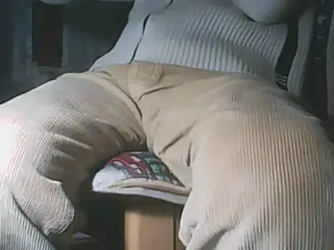 Snapshot of Moro_ra chatting on February 4, 2025, 7:44 pm Moro ra online show from February 4, 2025, 7:44 pm