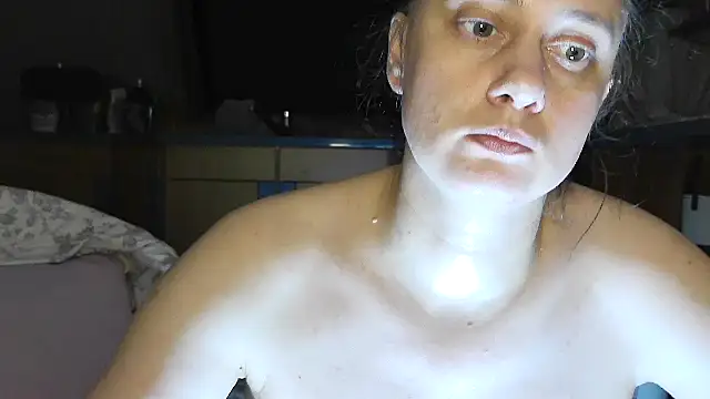 SexyAmanda32 online show from February 28, 2026, 11:28 pm