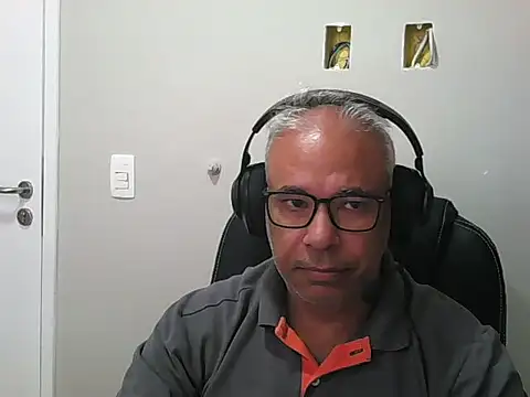 Snapshot of MorenoBrazil69 chatting on February 12, 2026, 7:42 pm MorenoBrazil69 online show from February 12, 2026, 7:42 pm