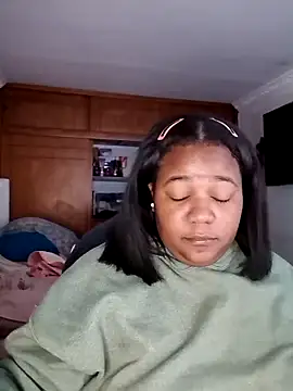 Snapshot of Daddys_girl1 chatting on September 19, 2025, 5:20 am Daddys girl1 online show from September 19, 2025, 5:20 am