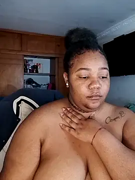 Snapshot of Daddys_girl1 chatting on October 1, 2025, 6:19 am Daddys girl1 online show from October 1, 2025, 6:19 am