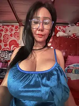 sweetieme online show from November 21, 2025, 2:43 am