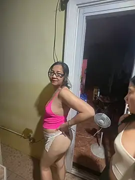 Snapshot of sweetieme chatting on May 21, 2026, 10:44 am sweetieme online show from May 21, 2026, 10:44 am