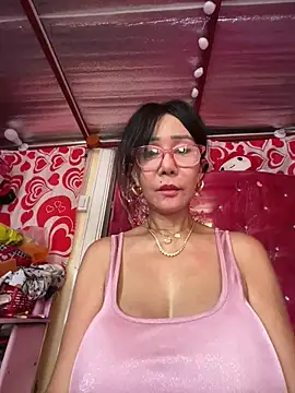 Snapshot of sweetieme chatting on June 6, 2026, 2:05 am sweetieme online show from June 6, 2026, 2:05 am