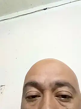 Snapshot of GeorgeVergaGrues chatting on December 4, 2024, 7:06 am GeorgeVergaGrues online show from December 4, 2024, 7:06 am