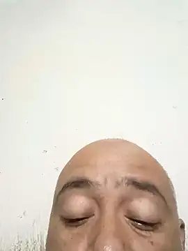 Snapshot of GeorgeVergaGrues chatting on December 13, 2024, 6:31 am GeorgeVergaGrues online show from December 13, 2024, 6:31 am