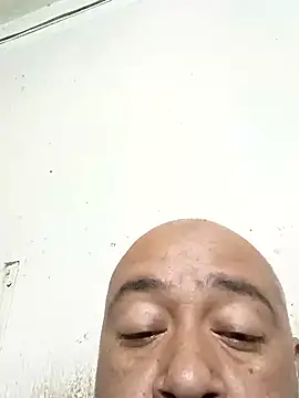 Snapshot of GeorgeVergaGrues chatting on January 12, 2025, 12:07 am GeorgeVergaGrues online show from January 12, 2025, 12:07 am