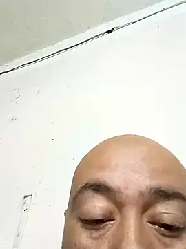 Snapshot of GeorgeVergaGrues chatting on January 16, 2025, 3:02 am GeorgeVergaGrues online show from January 16, 2025, 3:02 am