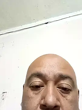 Snapshot of GeorgeVergaGrues chatting on February 8, 2025, 3:08 am GeorgeVergaGrues online show from February 8, 2025, 3:08 am