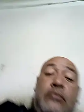 Snapshot of GeorgeVergaGrues chatting on February 10, 2025, 4:08 am GeorgeVergaGrues online show from February 10, 2025, 4:08 am