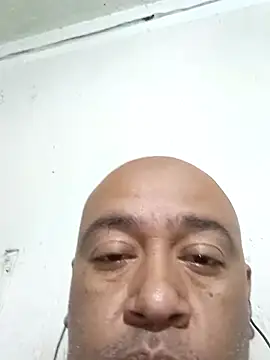 Snapshot of GeorgeVergaGrues chatting on February 25, 2025, 2:58 am GeorgeVergaGrues online show from February 25, 2025, 2:58 am