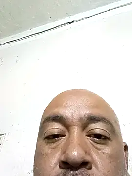 Snapshot of GeorgeVergaGrues chatting on March 4, 2025, 2:06 am GeorgeVergaGrues online show from March 4, 2025, 2:06 am