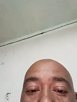 Snapshot of GeorgeVergaGrues chatting on September 26, 2025, 3:43 am GeorgeVergaGrues online show from September 26, 2025, 3:43 am