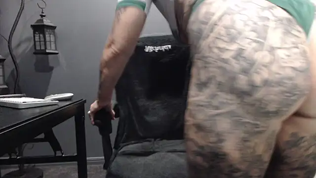 poisonivyx online show from February 20, 2026, 1:02 am