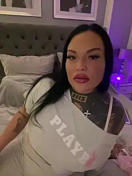  MelinaCurves  online show from March 4, 2026, 8:04 pm