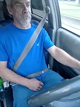 Biknight online show from October 3, 2025, 11:02 pm