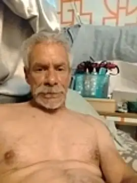 Biknight online show from April 11, 2026, 3:22 am