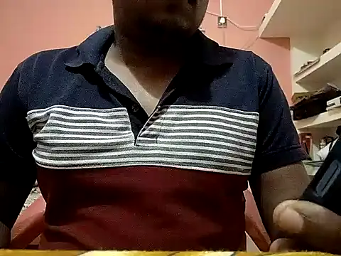 Snapshot of Aneesh007m chatting on October 25, 2025, 8:22 am Aneesh007m online show from October 25, 2025, 8:22 am