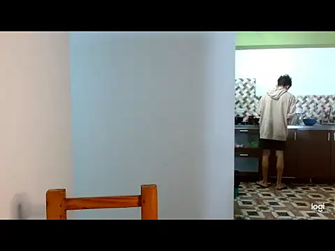  dannyaldana  online show from October 27, 2025, 8:07 am