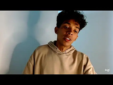  dannyaldana  online show from November 7, 2025, 1:27 am