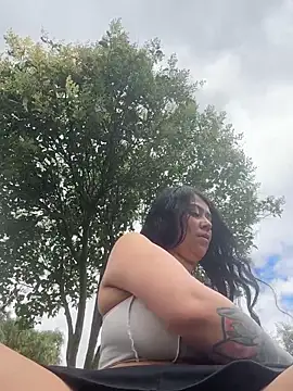 emilyjohanson online show from April 8, 2026, 3:56 pm