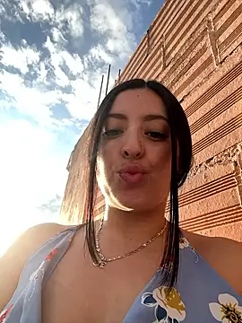 Sofhi corolinne31 online show from March 12, 2025, 10:28 pm