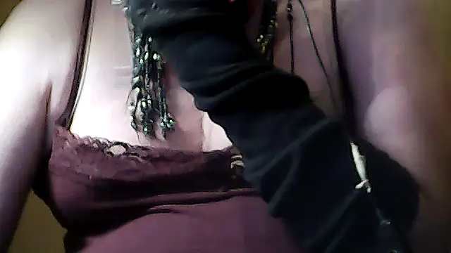 sissy sarah69 online show from November 23, 2025, 10:04 am