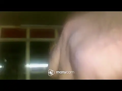 Snapshot of jikh13 chatting on October 11, 2025, 4:05 pm jikh13 online show from October 11, 2025, 4:05 pm