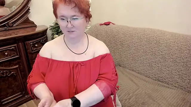 leiamillersonn online show from November 7, 2025, 9:26 pm