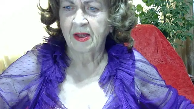 Emma52610 online show from February 27, 2026, 8:58 am