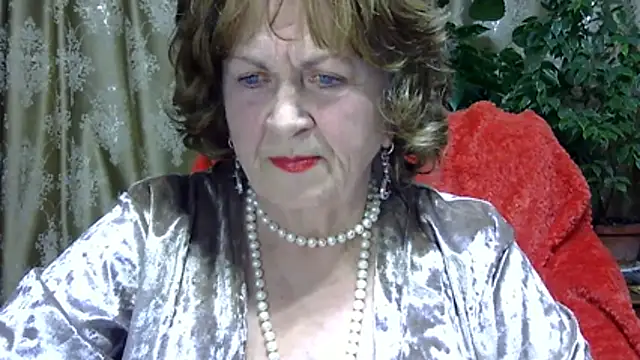 Emma52610 online show from March 6, 2026, 6:37 pm