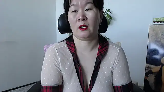 Akira xx online show from February 4, 2026, 3:23 am