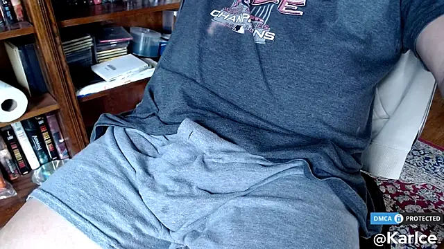 karlce online show from April 16, 2026, 8:42 pm