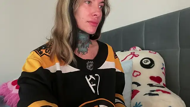 airgeadx online show from April 10, 2026, 2:22 pm