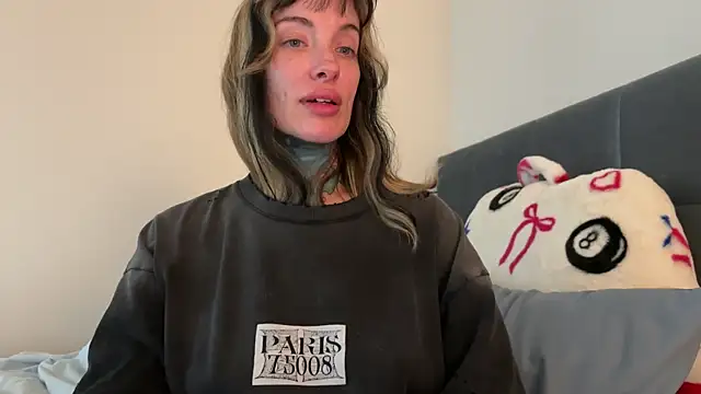 airgeadx online show from April 18, 2026, 8:20 pm