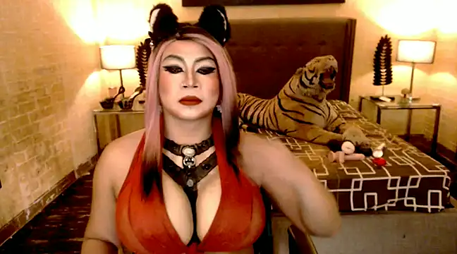 LavictoriaFox online show from January 18, 2025, 6:10 pm