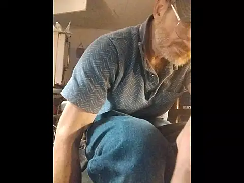 ROBERT0516 online show from December 2, 2025, 4:18 am