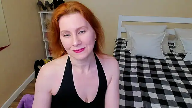 FoxySophia online show from November 7, 2025, 12:32 am