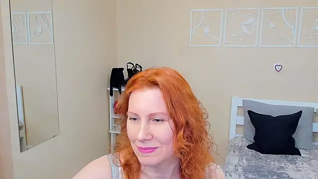 FoxySophia online show from February 15, 2026, 7:10 pm