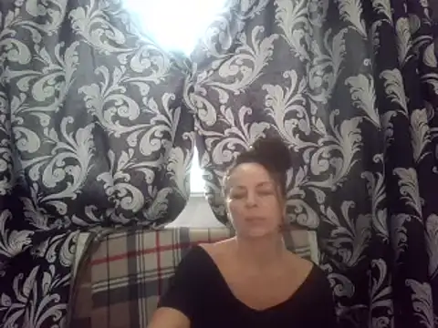 LindaStarS online show from February 12, 2025, 8:27 am