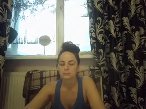 LindaStarS online show from February 22, 2025, 6:06 am