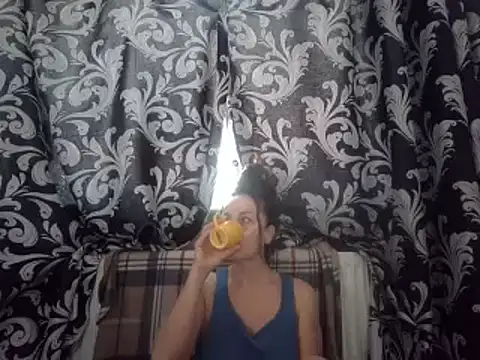 LindaStarS online show from March 7, 2025, 6:02 am