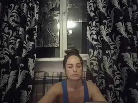 LindaStarS online show from March 9, 2025, 6:00 pm