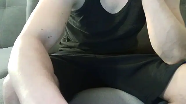 Snapshot of ShyGuyWannaTry chatting on October 30, 2025, 6:15 am ShyGuyWannaTry online show from October 30, 2025, 6:15 am